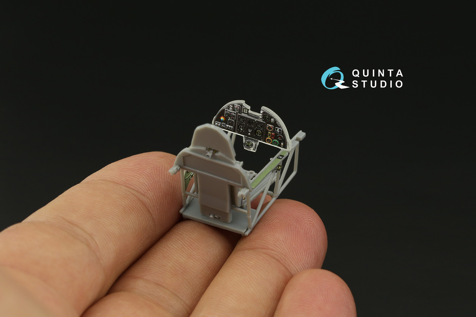 QD48401 3D Декаль интерьера кабины семейства Hawker Hurricane (HobbyBoss)