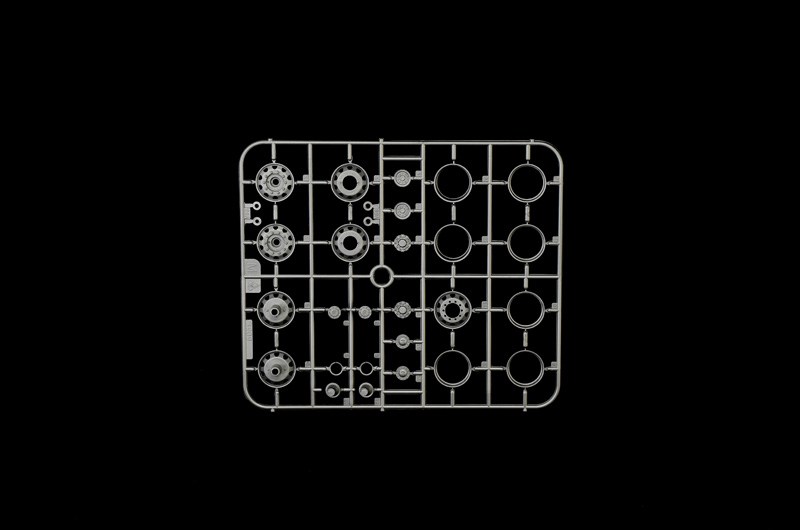 3962ИТ ГРУЗОВИК Volvo FH PLAT DAK Italeri 3962ИТ ГРУЗОВИК Volvo FH PLAT DAK Italeri