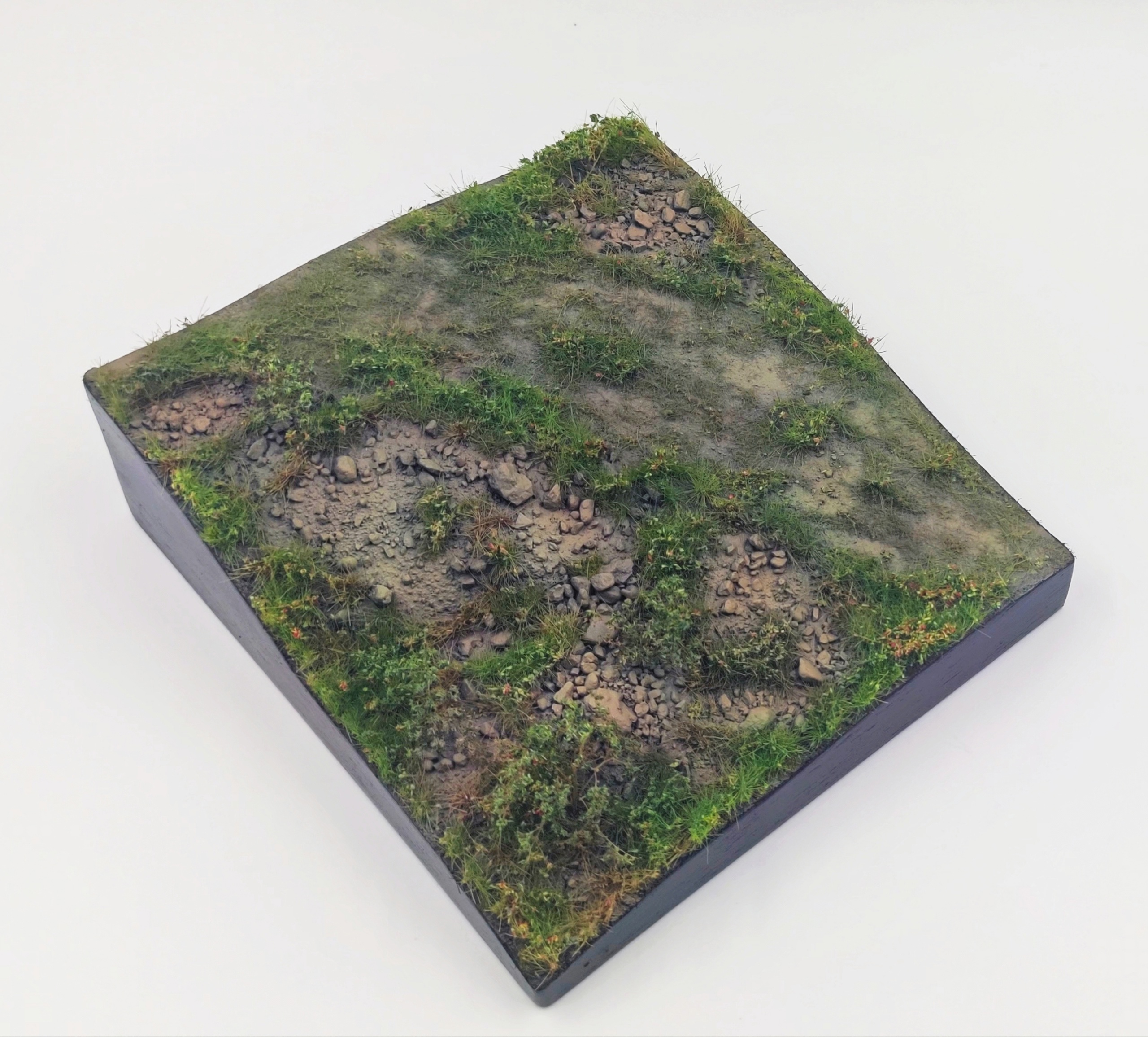 HE-43035 Подставка Холмы Размер 20*16.5см