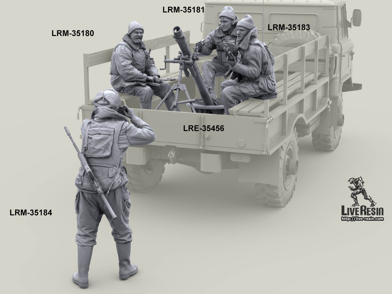 LRM35180 Военнослужащие ВВ, расчет 82 мм миномета и радист в кузове грузовика, позируют фотографу - 1 Live Resin