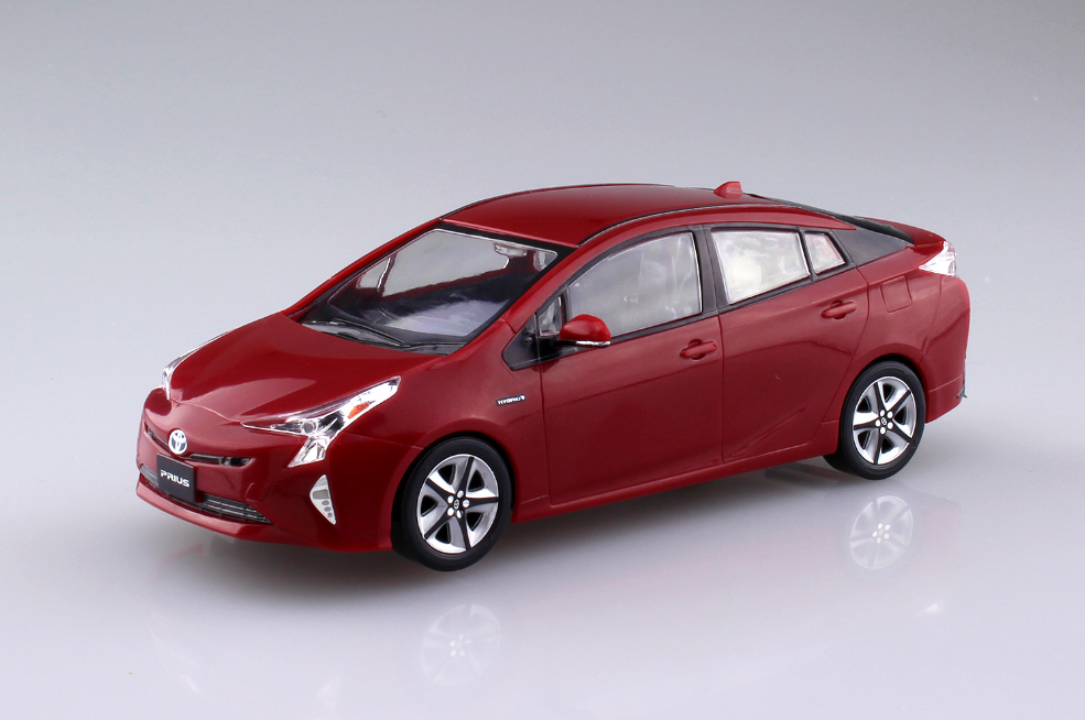 Легковая модель. Toyota Prius Red. Тойота Приус красная. Игрушечная Тойота Приус. Aoshima .1/32.