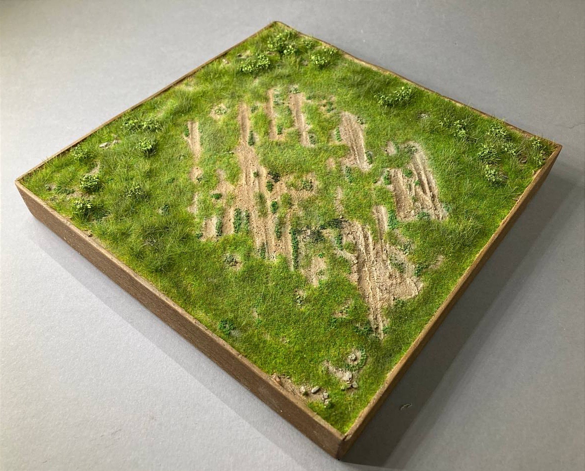 AM48166 Авторская подставка для Як-9.