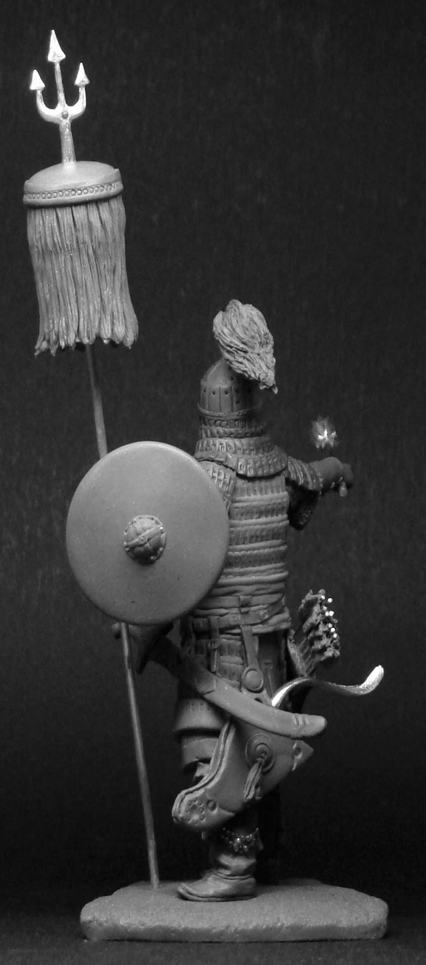 CHM-54046. Татаро-монгольский воин с бунчуком, 14 век. 54 мм. Материал - смола. Chronos Miniatures