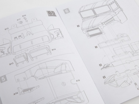 1392AVD Сборная модель УРАЛ-375С AVD Models