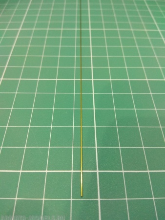 AMT027 Латунная трубка малого диаметра 0,7мм, длина 195мм