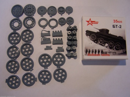 35025AR БТ-2 ходовая часть 1/35