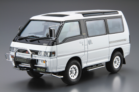 06139 Mitsubishi Delica Star Wagon'91 Aoshima