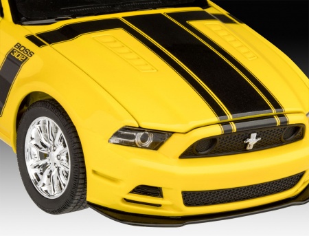 07652RE Спорткар 2013 Ford Mustang Boss 302 Revell