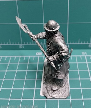 4165ТБ ВИМ, пеший стрелец в каске, с бердышом, 54 мм 4165ТБ ВИМ, пеший стрелец в каске, с бердышом, 54 мм