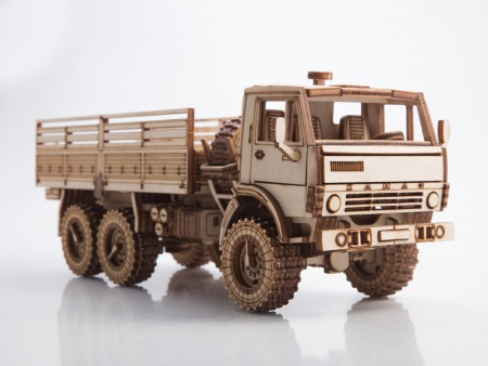 11002BAUMI Сборная модель КАМАЗ-4310 Бортовой Baumi