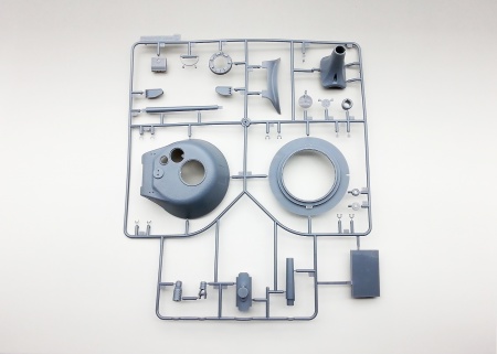 AH35A005 Panzerkampfwagen VII Lowe Amusing Hobby