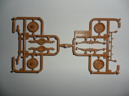 35452 Magirus S330, Германский грузовой автомобиль (производства 1949 г.) ICM