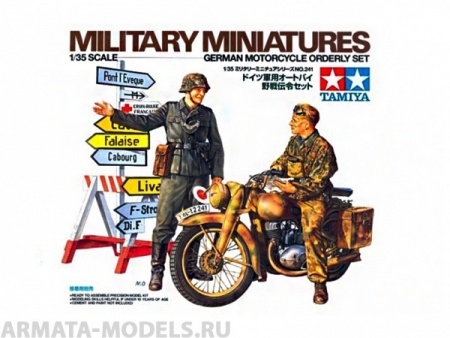35241T Немецкий мотоциклист на DKW NZ350, регулировщик и дорoжные знаки Tamiya