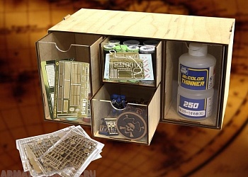 Касcетный модуль-органайзер (аптечка) на 4 ящичка. Касcетный модуль-органайзер (аптечка) на 4 ящичка.