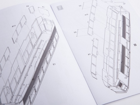 4032AVD Сборная модель Трамвай КТМ-5М3 AVD Models