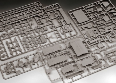 03263 Полугусеничный тягач Sd Kfz 7 Revell 03263 Полугусеничный тягач Sd Kfz 7 Revell