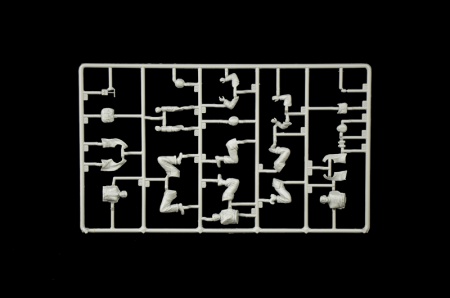 6556ИТ Солдаты PARTISANS Italeri