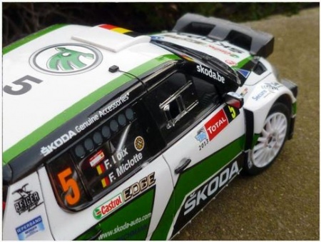 BEL004 Модель автомобиля SKODA FABIA S2000 Belkits