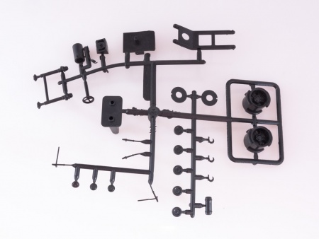 7059AVD Сборная модель МАЗ-200В с полуприцепом МАЗ-5232В AVD Models
