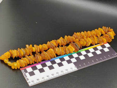 AAM0045 Бусы из необработанного янтаря 