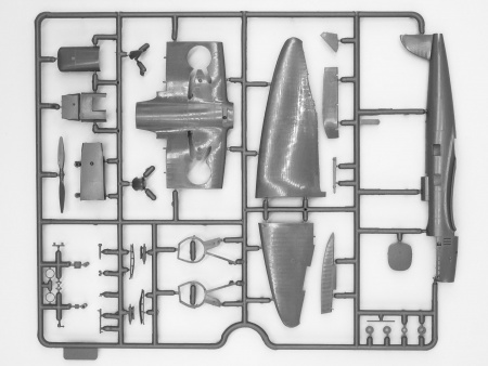 72231 Не-70 F-2, самолет-разведчик ВВС Испании ICM 72231 Не-70 F-2, самолет-разведчик ВВС Испании ICM