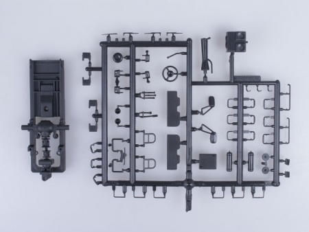 6001KIT Сборная модель К-701 Кировец, 1975 г. AVD Models 6001KIT Сборная модель К-701 Кировец, 1975 г. AVD Models
