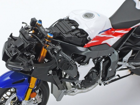 14141 Сборная модель Honda CBR1000RR-R Fireblade SP 30th Anniversary Tamiya