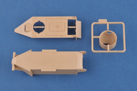 84516HB Soviet BT-2 Tank (late) Hobby Boss