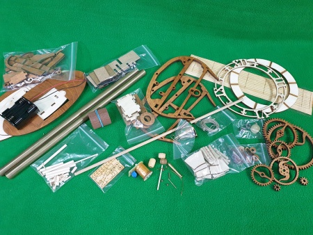 7004 часы деревянные сборная модель СВ Модель