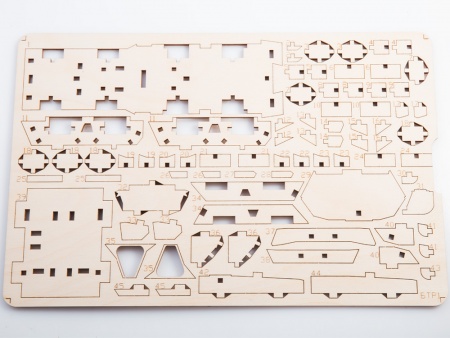 11402BAUMI Сборная модель БТР-70 бронетранспортер Baumi