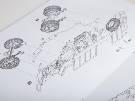 4038AVD Сборная модель КАВЗ-3270 AVD Models
