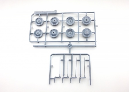 AH35A004 German Heavy Armored Reconaissance Tank LEOPARD VK1602 Amusing Hobby