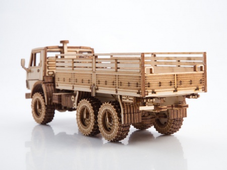 11002BAUMI Сборная модель КАМАЗ-4310 Бортовой Baumi