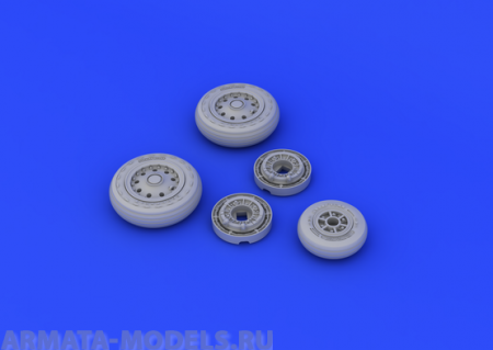 648176ED  F-104 Undercarriage Wheels Early 1/48