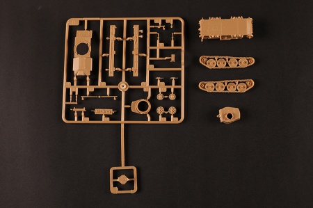 82956HB Немецкий легкий танк German Pz.Kpfw. 38(t) Ausf.E/F Hobby Boss