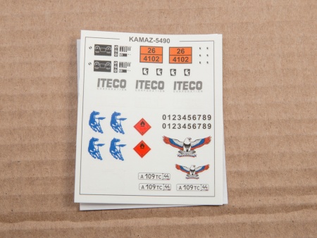 1511AVD Сборная модель КАМАЗ-5490 седельный тягач AVD Models