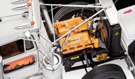 07659RE Грузовик Kenworth W-900 Revell