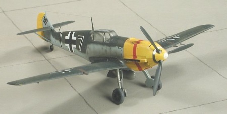 60755 Messerschmitt Bf 109E-4/7 Trop Tamiya