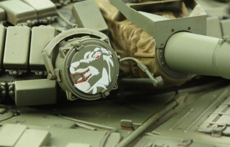 TS-033   RUSSIAN MAIN BATTLE TANK T-72B1 1/35 Meng