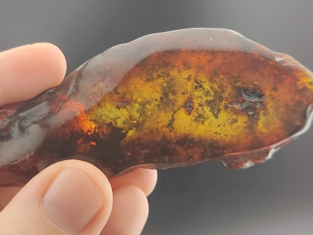 AAM0036 Спилы янтаря 