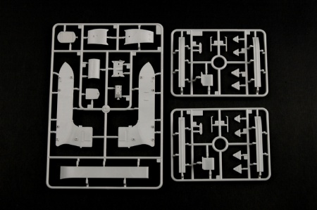 02322P Советские боевые аэросани РФ-8/Горький-98 Trumpeter
