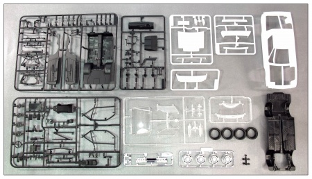 BEE24023 Mitsubishi Starion Rally Gr.A '87 JTC Ver. Beemax Model Kits BEE24023 Mitsubishi Starion Rally Gr.A '87 JTC Ver. Beemax Model Kits