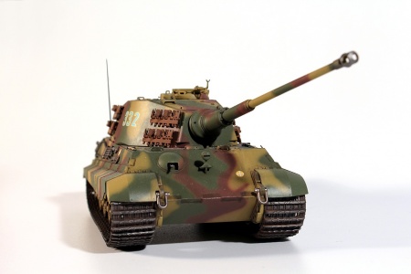 35363 Pz.Kpfw.VI Ausf.B Королевский тигр с башней Хеншель (позднего производства), Германский тяжелый танк ICM