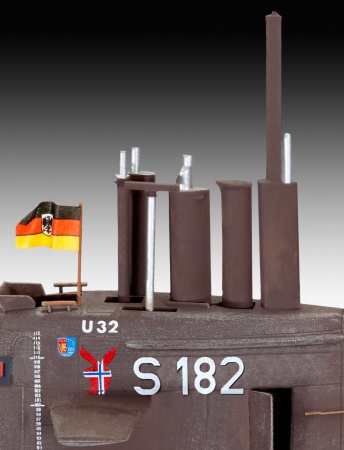 05019 Новейшая немецкая подводная лодка класса U212A Revell