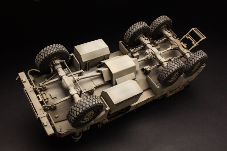 SS-005 U.S. COUGAR 6x6 MRAP VEHICLE Meng