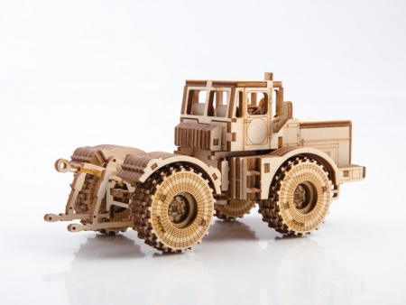 12201BAUMI Сборная модель Трактор К-700 Baumi