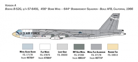 1451ИТ Самолет B-52G Stratofortress Italeri