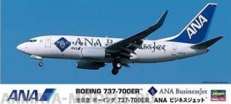 10666 Самолет ANA B737-700ER Hasegawa