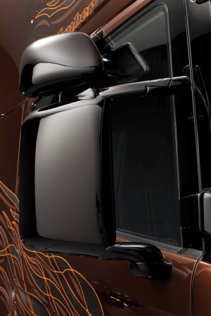 3897ИТ ГРУЗОВИК SCANIA R730 V8 BLACK AMBER Italeri