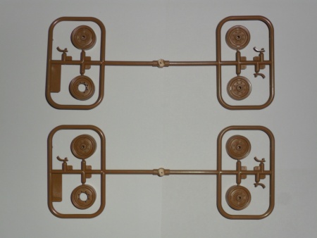 35516 ЗиЛ-131, Советский грузовой автомобиль с советской мотопехотой ICM